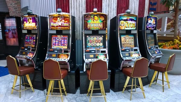 Payment gateway interface showing DANA, OVO, GoPay, and ShopeePay options on djarum88 slot